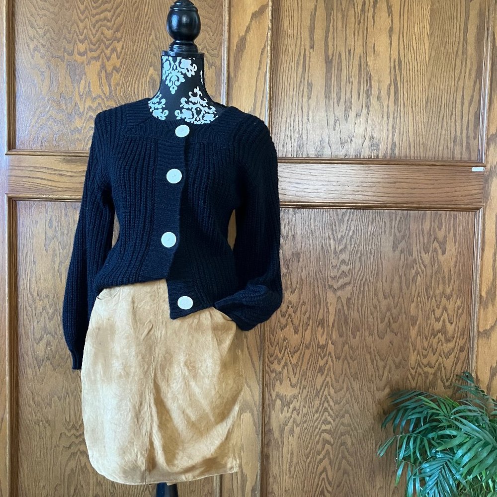 Pepaloves Square Neck Cardigan Small